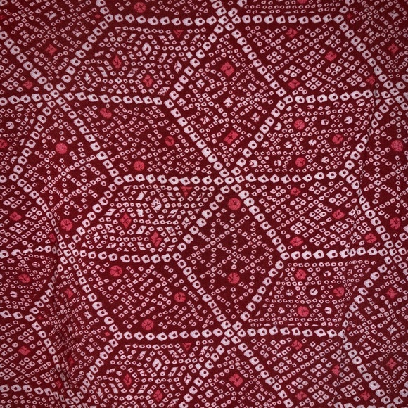 Trendy top! - Picture 2 of 3